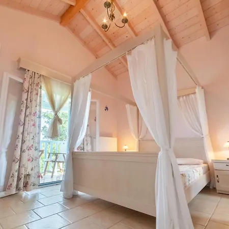 Aroggia Farm Villa Xanthatai Exterior photo
