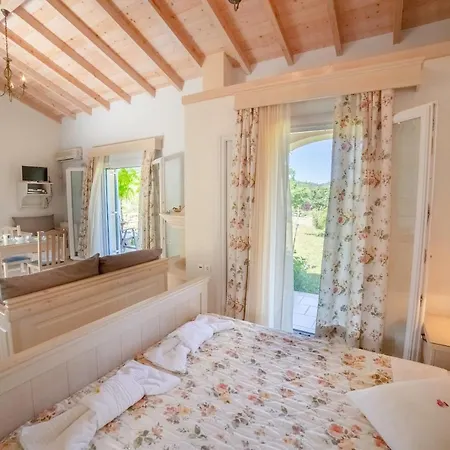 Aroggia Farm Villa Xanthatai Exterior photo