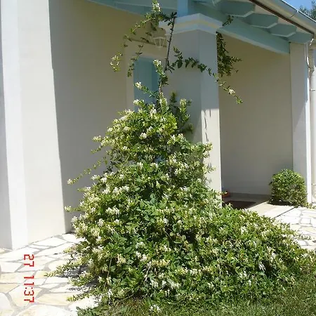 Aroggia Farm Villa Xanthatai Exterior photo