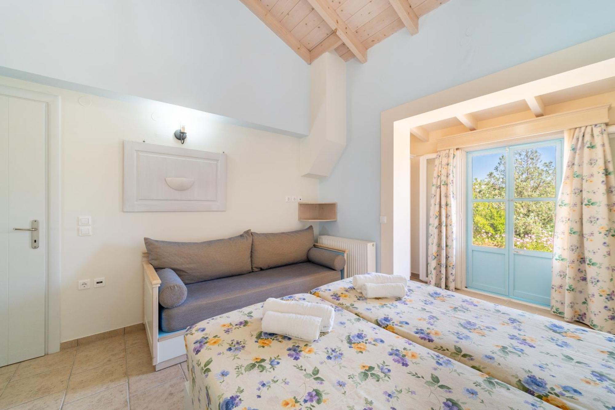 Farm stay Aroggia Farm *
